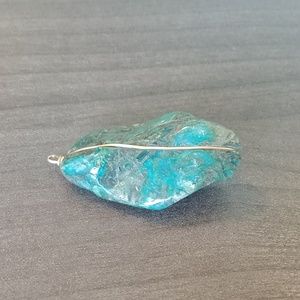 Wire wrapped stone